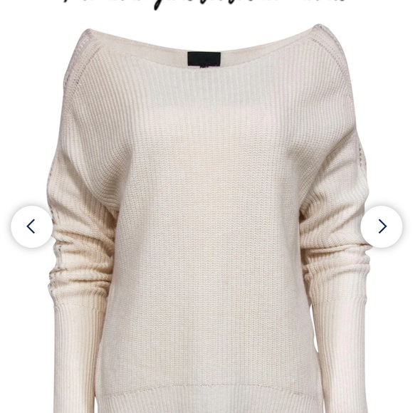 Intermix cashmere wool sweater. Eyelit trim - Picture 2 of 6